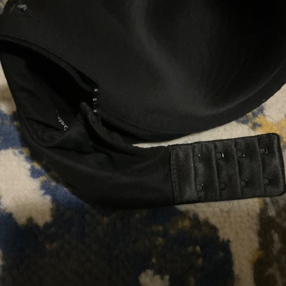 Body by Victoria Bra - Picture 4 of 7